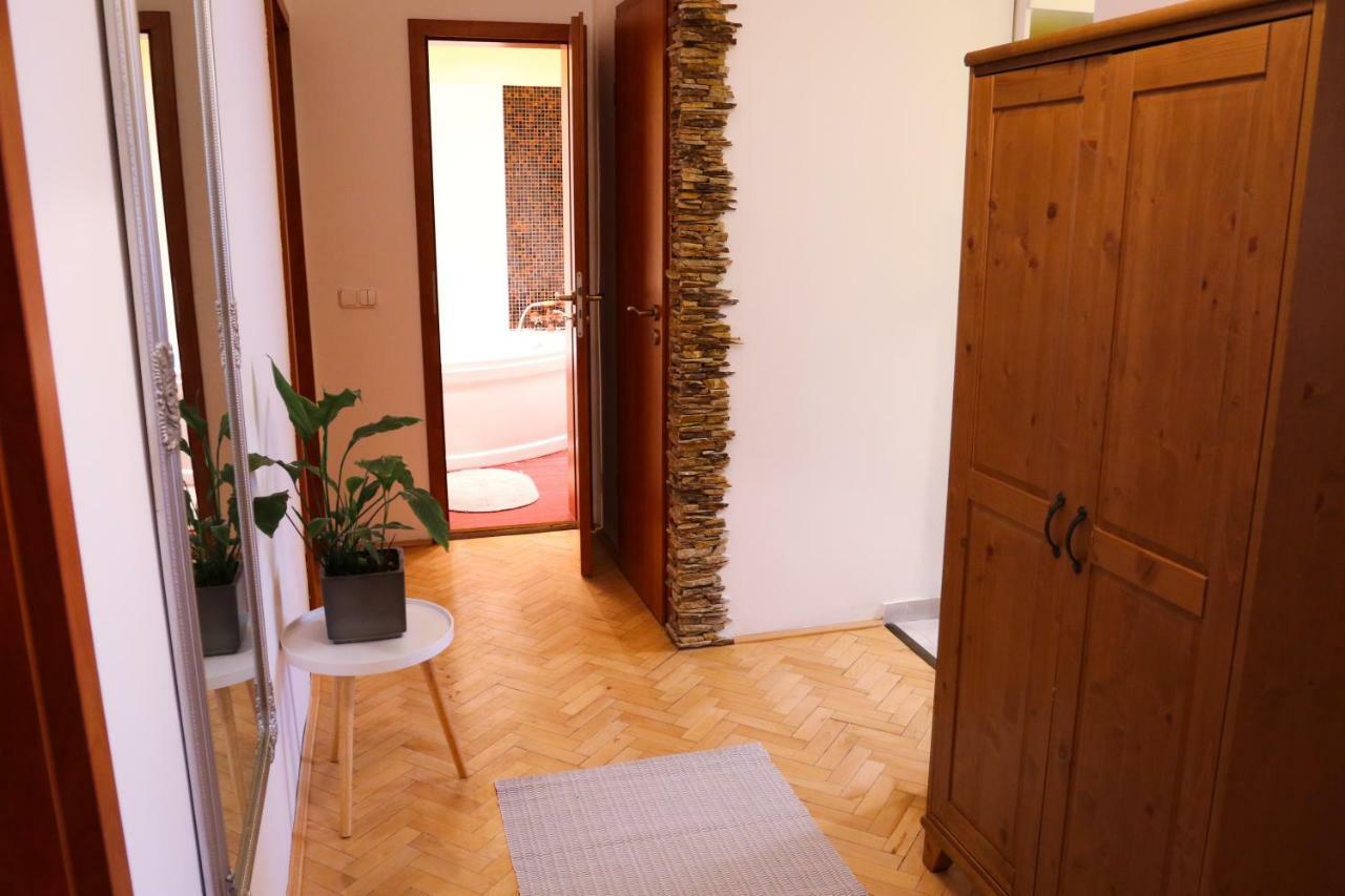 Palace Apartman - Minaret, Eger Exteriér fotografie
